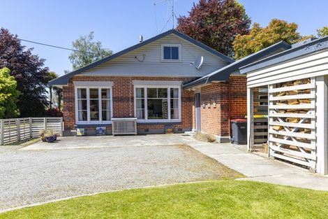 Photo of property in 63 Main North Road, Geraldine, 7930