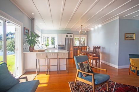 Photo of property in 41 Pepe Road, Tairua, 3508