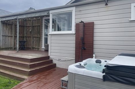 Photo of property in 92 Tomahawk Road, Andersons Bay, Dunedin, 9013