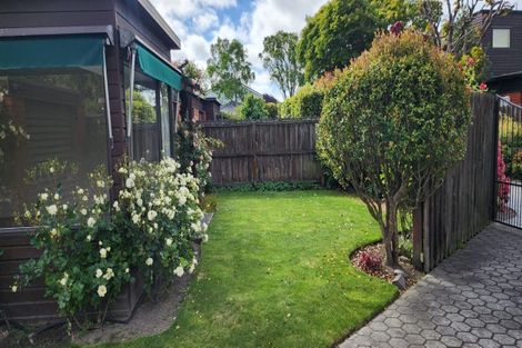 Photo of property in 1/29 Solway Avenue, Ilam, Christchurch, 8041