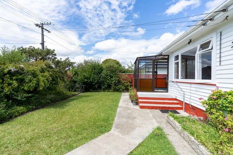 Photo of property in 14 Middlesex Street, Levin, 5510