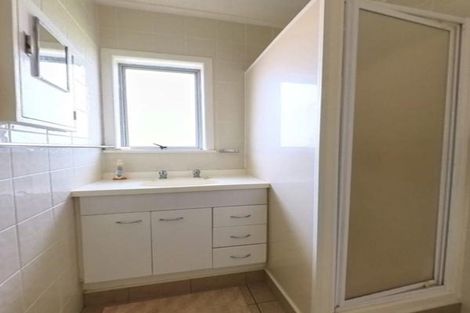 Photo of property in 21 Cameron Street, Papakura, 2110