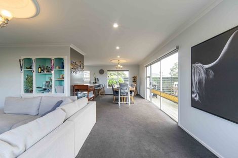 Photo of property in 12 Resthill Crescent, Glenview, Hamilton, 3206