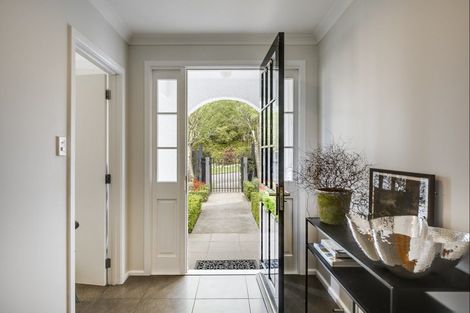 Photo of property in 18a Simla Avenue, Havelock North, 4130