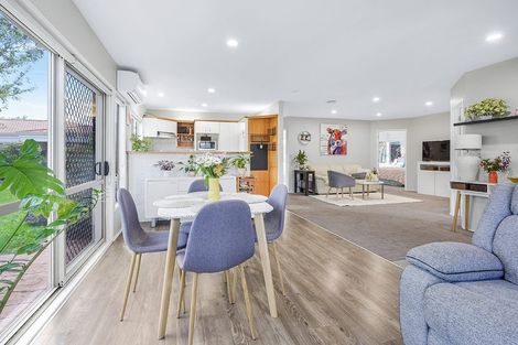 Photo of property in 4 Sudbury Court, Rototuna North, Hamilton, 3210