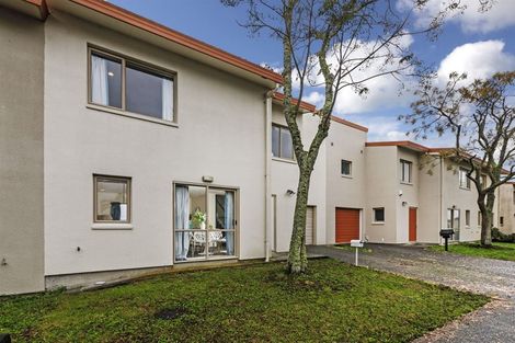 Photo of property in 7 Lockington Avenue, Henderson, Auckland, 0612