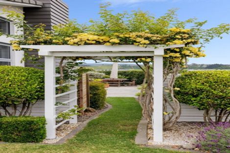 Photo of property in 16 Rexford Heights, Pyes Pa, Tauranga, 3112