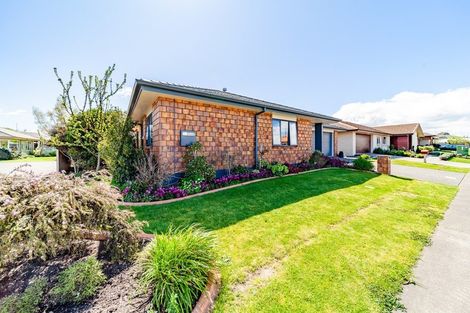 Photo of property in 23 Belgrove Drive, Waipukurau, 4200