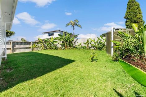 Photo of property in 4a Mawney Road, Henderson, Auckland, 0610
