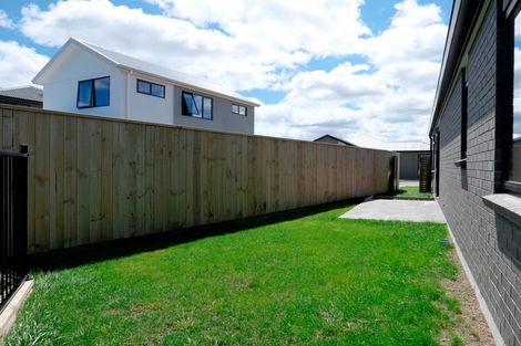 Photo of property in 17 Foremast Place, Whitby, 5024