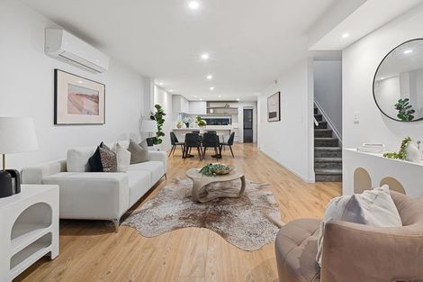 Photo of property in 2c Fowler Street, Northcote, Auckland, 0627