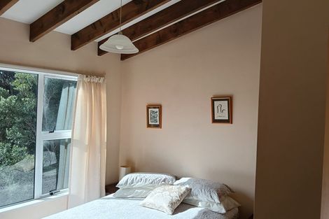 Photo of property in 16 Furneaux Grove, Whitby, Porirua, 5024