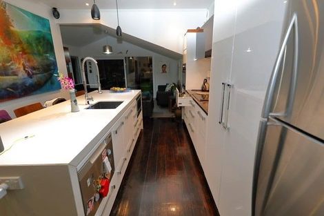 Photo of property in 44 Mortimer Terrace, Aro Valley, Wellington, 6021