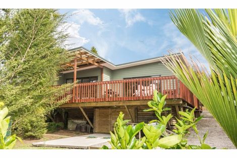 Photo of property in 111 Anawhata Road, Anawhata, New Lynn, 0772