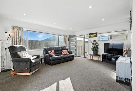 Photo of property in 112b Breezes Road, Avondale, Christchurch, 8061