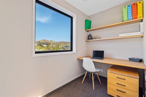Photo of property in 92 Cannon Hill Crescent, Mount Pleasant, Christchurch, 8081
