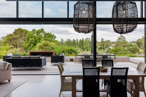 Photo of property in 92 Braid Road, St Andrews, Hamilton, 3200