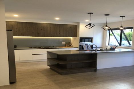 Photo of property in 15 Pohewa Road, Silverdale, 0932