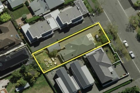 Photo of property in 43 Clissold Street, Merivale, Christchurch, 8014