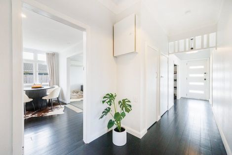 Photo of property in 12 Rata Street, Roslyn, Palmerston North, 4414