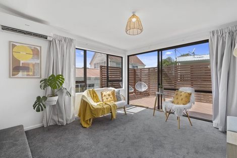 Photo of property in 1/66 Opaheke Road, Opaheke, Papakura, 2113