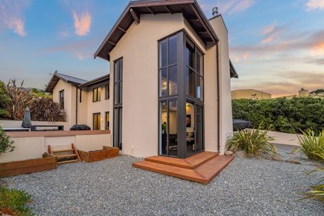 Photo of property in 36 Rockview Place, Mount Pleasant, Christchurch, 8081