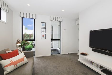 Photo of property in 39 Winchester Street, Merivale, Christchurch, 8014
