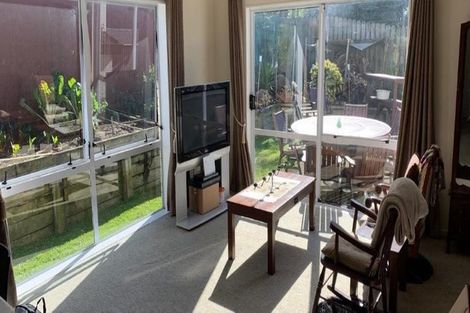 Photo of property in 1/17 Kells Place, Botany Downs, Auckland, 2010