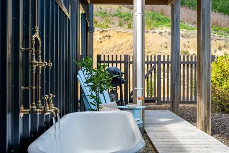 Photo of property in 1424 Queen Charlotte Drive, Linkwater, 7281