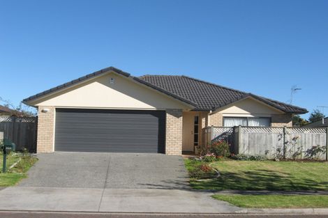 Photo of property in 44 Montilla Place, Manurewa, Auckland, 2102