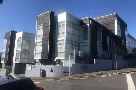 Photo of property in 2g Middle Street, Freemans Bay, Auckland, 1011