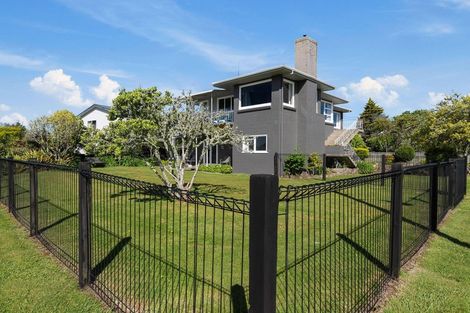Photo of property in 81 Robinson Avenue, Holdens Bay, Rotorua, 3010