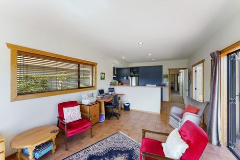 Photo of property in 7 Marewa Place, Waikanae Beach, Waikanae, 5036