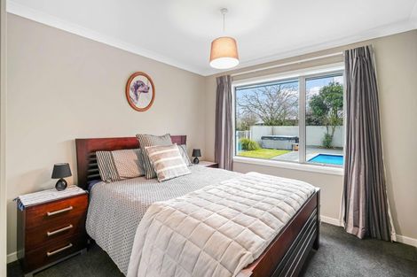 Photo of property in 12 Heaphy Court, Rolleston, 7614