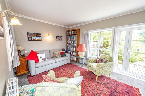 Photo of property in 2 Kent Road, Saint Johns Hill, Whanganui, 4501