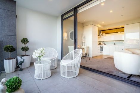 Photo of property in Cooks Apartments, 1e/24 James Cook Crescent, Remuera, Auckland, 1050