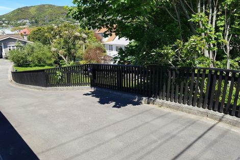 Photo of property in 225 Karori Road, Karori, Wellington, 6012