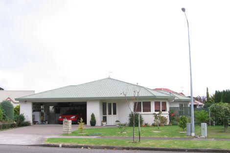 Photo of property in 16 Awanui Drive, Waikanae, 5036