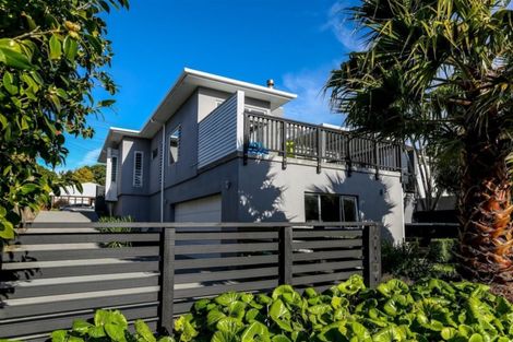 Photo of property in 8 Gaine Street, New Plymouth, 4310