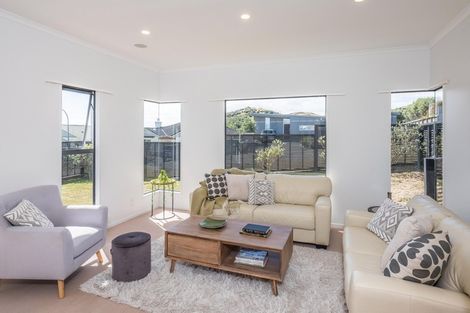 Photo of property in 90 Kentwood Drive, Woodridge, Wellington, 6037