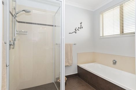 Photo of property in 28 Cotswold Place, Ohauiti, Tauranga, 3112