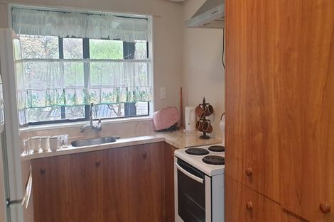 Photo of property in 9 Curacao Place, Grenada Village, Wellington, 6037