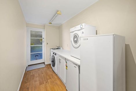 Photo of property in 4 Mellons Bay Road, Howick, Auckland, 2014