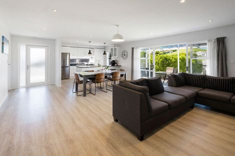 Photo of property in 10 Derbyshire Place, Dinsdale, Hamilton, 3204