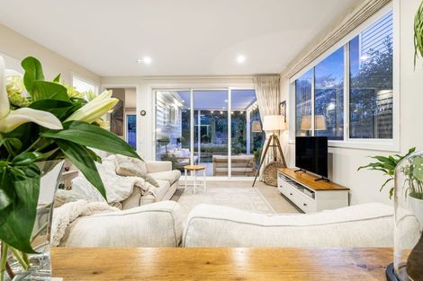 Photo of property in 20 Glide Lane, Whitby, Porirua, 5024