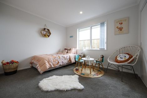 Photo of property in 15 Pitoitoi Drive, Riverhead, 0820