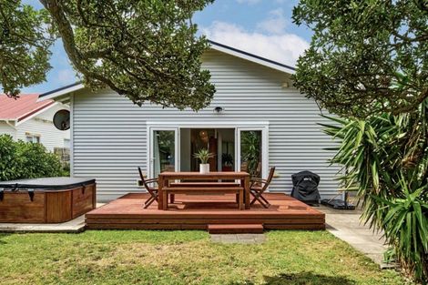 Photo of property in 62 Heretaunga Street, Petone, Lower Hutt, 5012