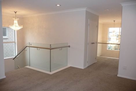 Photo of property in 16 Kira Road, Flat Bush, Auckland, 2016