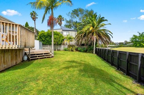 Photo of property in 1/91 Selwyn Crescent, Forrest Hill, Auckland, 0620