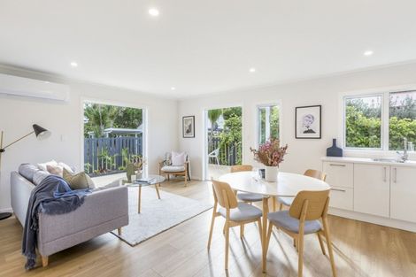 Photo of property in 2/13 Oregon Avenue, Avondale, Auckland, 1026
